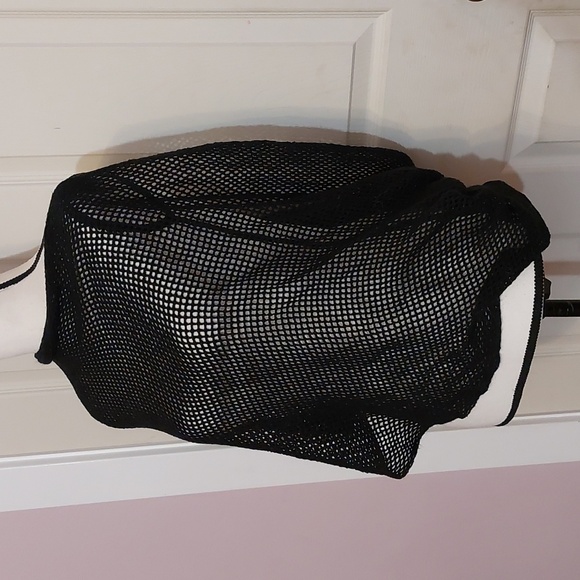 Steve Madden Black Mesh Eternity Scarf Wrap - Picture 2 of 7